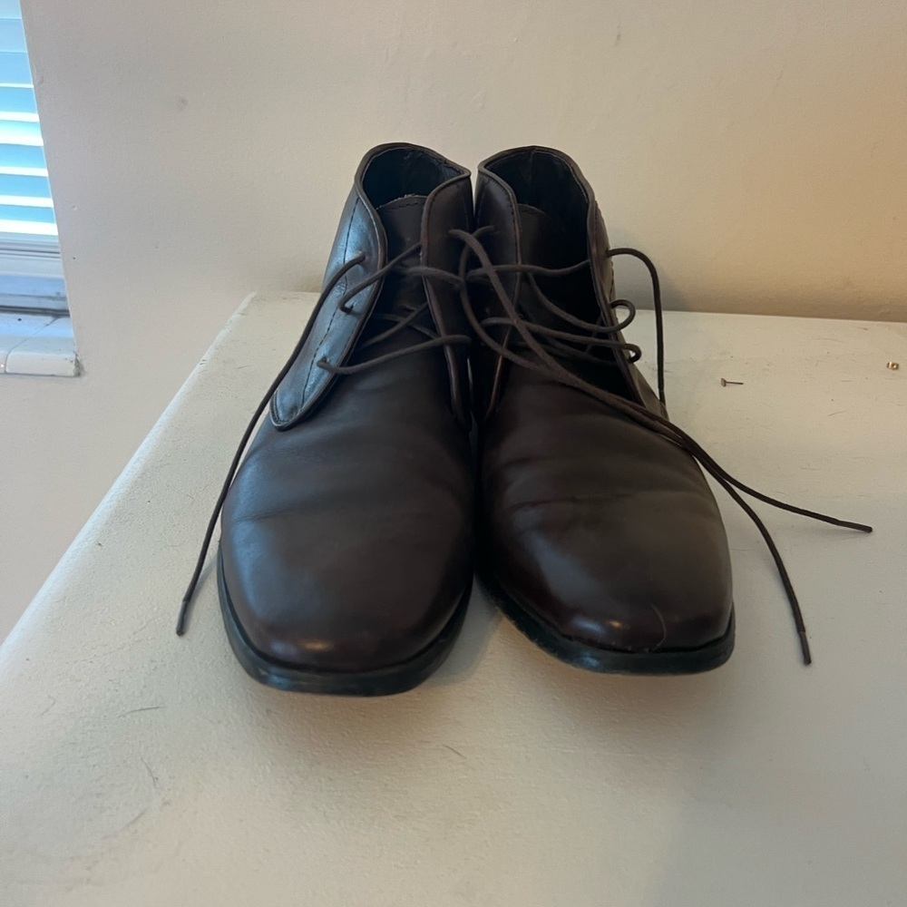 Florsheim Leather Chukka Boots